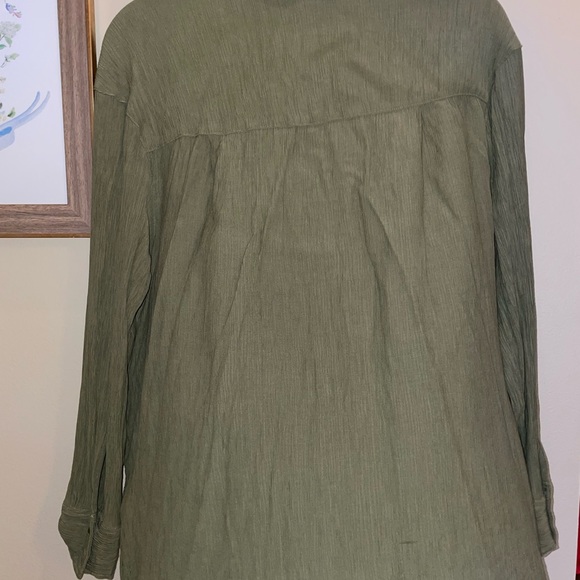 A&F Button Down - Picture 3 of 3